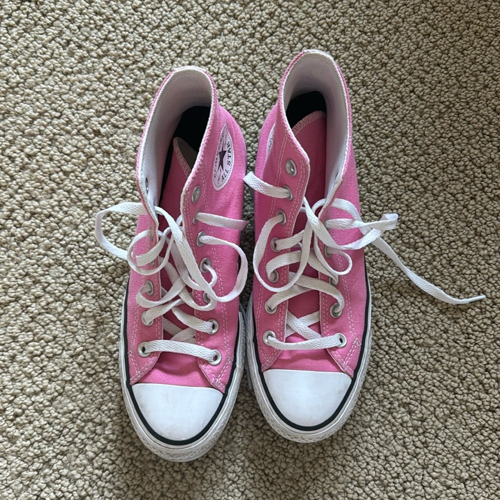 super cute customized converse chuck Taylor all star lift platform!
